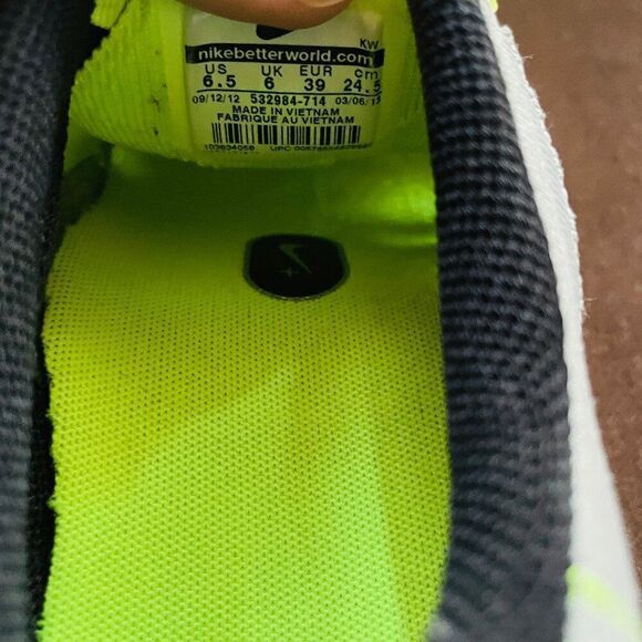 Nike Flyknit Trainer Running Shoes Mens Size 6.5 Womens 8 US 39 Volt White Gray - Picture 7 of 13